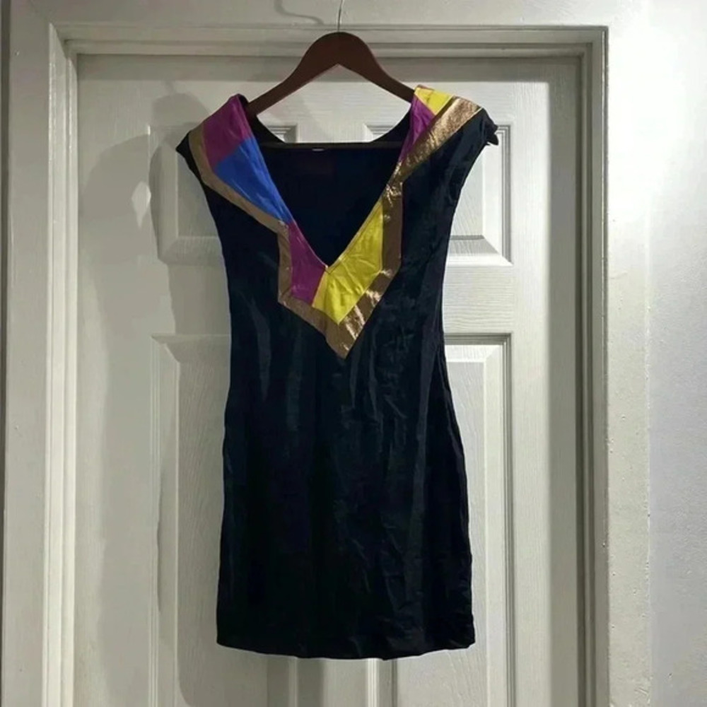 Motel Dress‎ - Picture 4 of 5